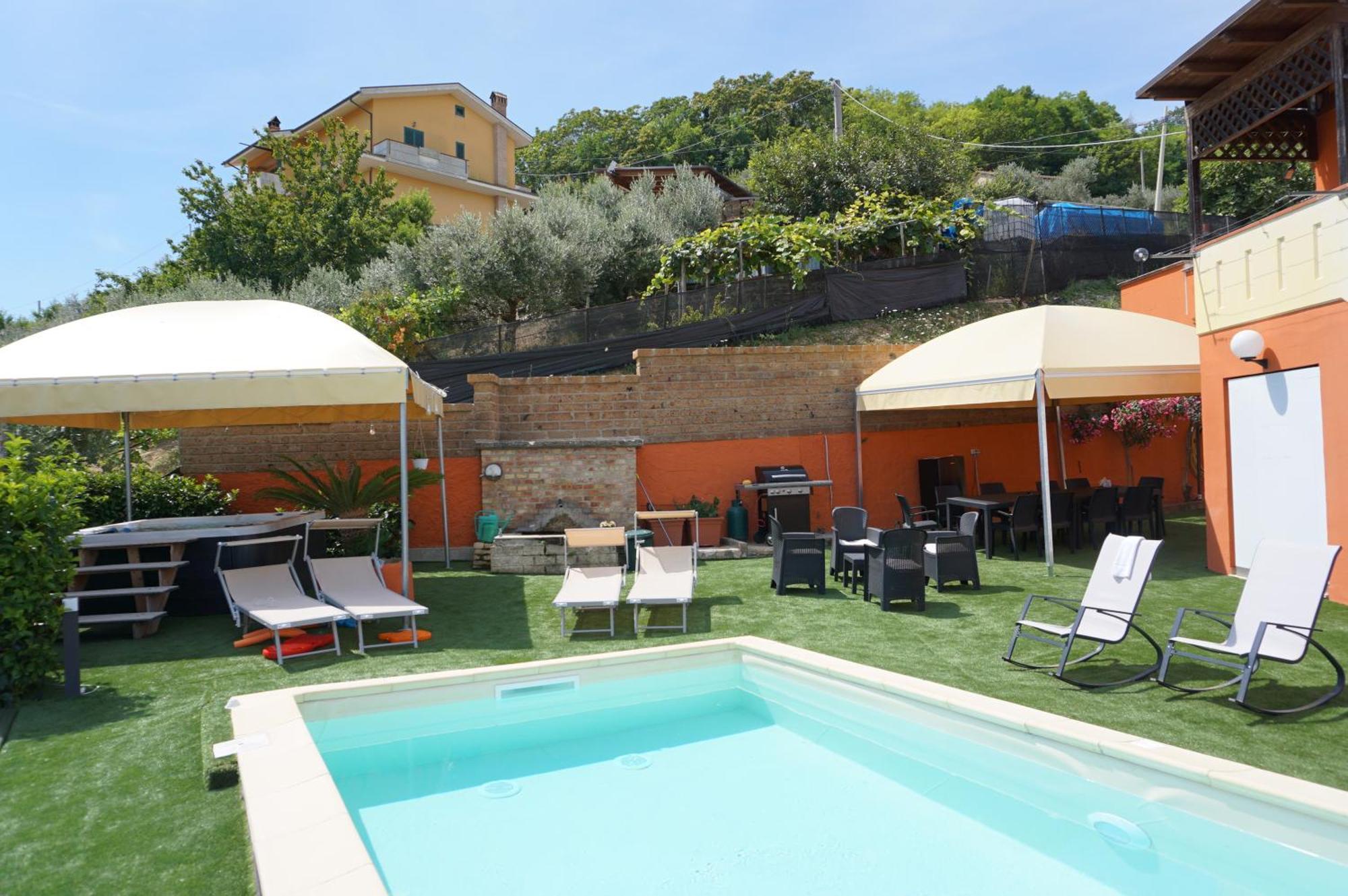 Bed and Breakfast La Terrazza Motta à Atri Extérieur photo